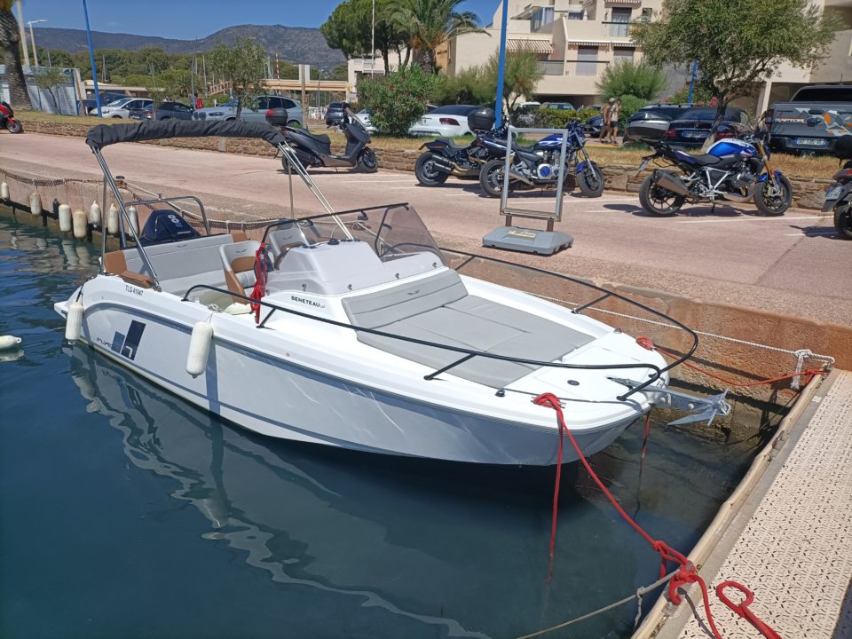 BENETEAU FLYER 7 SUN