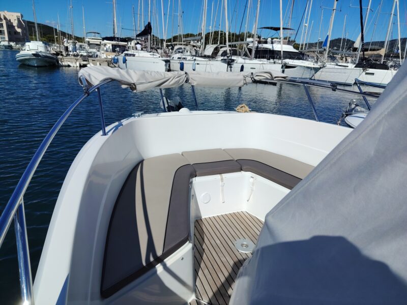 JEANNEAU CAP CAMARAT 7.5 CC – Image 5