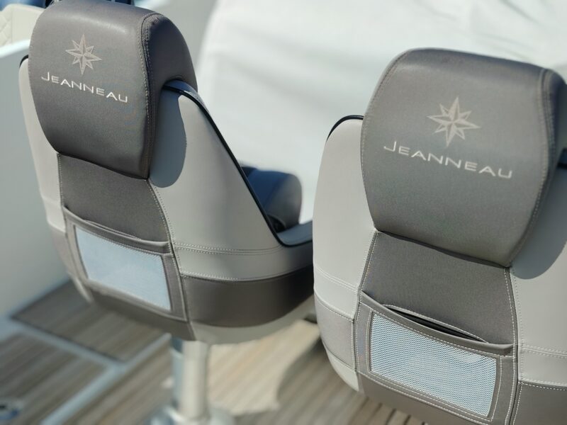 JEANNEAU CAP CAMARAT 7.5 CC – Image 12